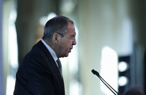 Λαβρόφ: Οι ΗΠΑ θέλουν να στρέψουν τη δυσαρέσκεια των Ρώσων ενάντια στην κυβέρνηση