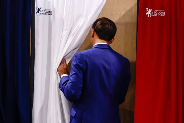 Εκλογές στη Γαλλία: Τι δείχνουν τα πρώτα exit polls