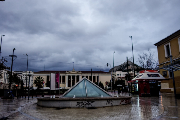 Πέμπτη με βροχές και καταιγίδες, πού θα χιονίσει σήμερα 3/2