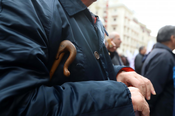 Ασφαλιστικός οδηγός: Ποια η διαδικασία για να βγείτε στην σύνταξη