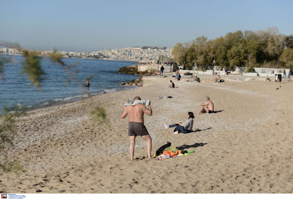 Κλέαρχος Μαρουσάκης: Πάμε για 30αρια το Σαββατοκύριακο, πότε έρχονται λασποβροχές