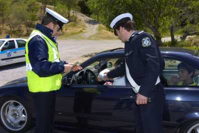 Τεράστιο το κοινωνικό και οικονομικό κόστος των τροχαίων