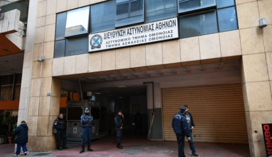 Συνελήφθη ο 45χρονος που απέδρασε από το ΑΤ Ομονοίας