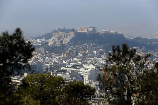 Δωρεάν παπουτσάκια σε 180 παιδιά από τον δήμο Βύρωνα