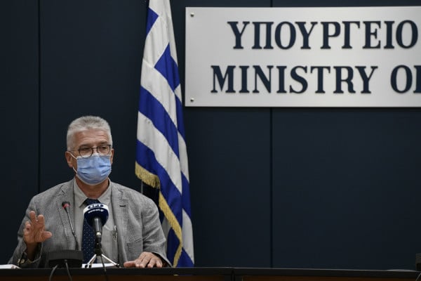 Χαράλαμπος Γώγος: Προσπαθούμε να βγούμε από το lockdown με αργά και σταθερά βήματα (vid)