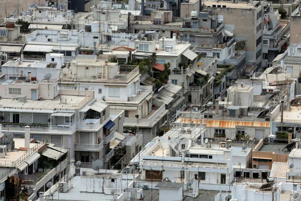 Πλειστηριασμοί : Στο «σφυρί» χιλιάδες ακίνητα την επόμενη διετία - Δουλειές με φούντες για τράπεζες και funds