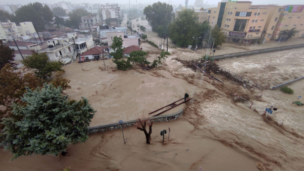 Συναγερμός από Τσατραφύλλια για Λάρισα και Μαγνησία: Σε λιγότερο από 20 ώρες θα πέσει το νερό 3 μηνών