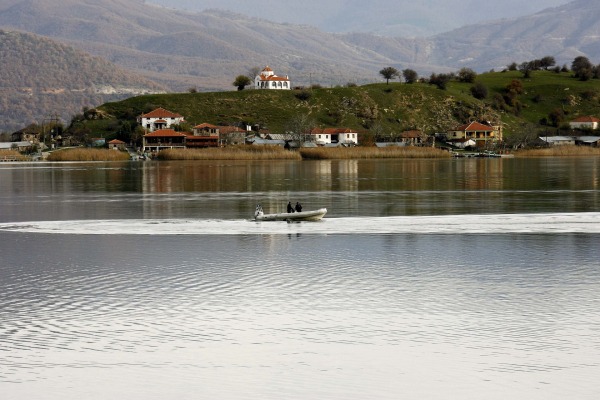 Σήμερα η τριεθνής διασυνοριακή συνάντηση για το μέλλον και την αειφορία της Πρέσπας