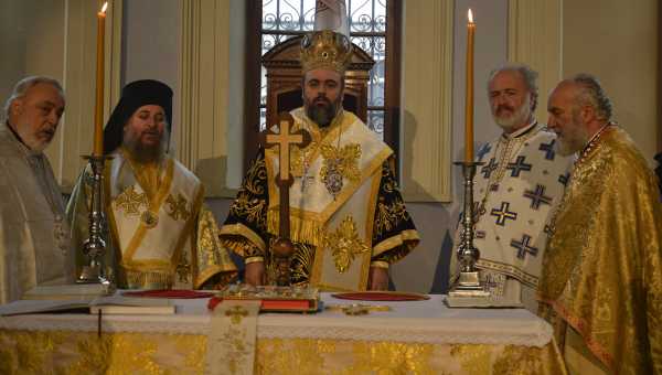 Η Μητρόπολη Σμύρνης γιόρτασε τα Θεοφάνεια για πρώτη φορά μετά το 1922