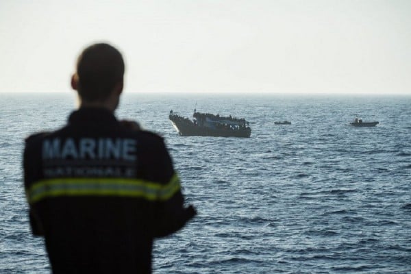 Στη Βαλένθια οι πρώτοι από τους μετανάστες που διασώθηκαν από το Aquarius