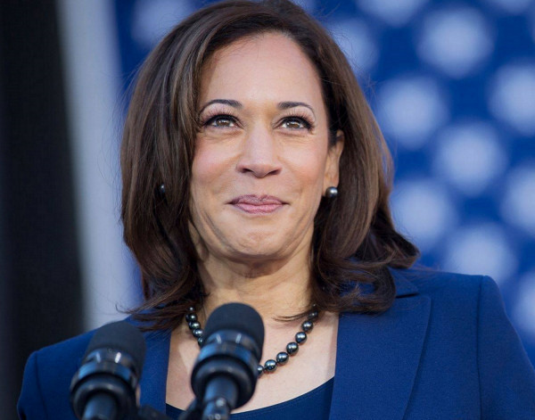 Facebook Kamala Harris