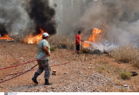 Έκτακτη σύσκεψη στην Πυροσβεστική για τις φωτιές στην Πάτρα