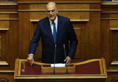 Δένδιας: Ουδεμία χώρα υπέγραψε την παραχώρηση της περιουσίας της