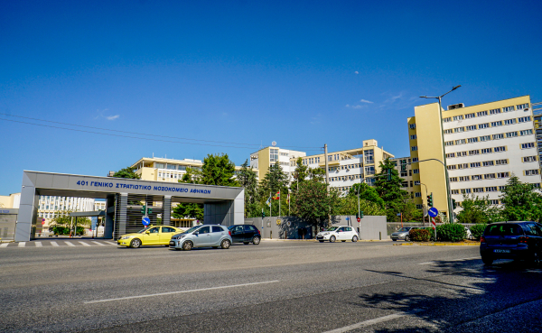 Σε κρίσιμη κατάσταση η αστυνομικός που παρασύρθηκε από φορτηγό – Συνελήφθη ο οδηγός