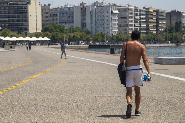 Πώς θα καταλάβεις ότι έχεις πάθει θερμοπληξία ή θερμική εξάντληση