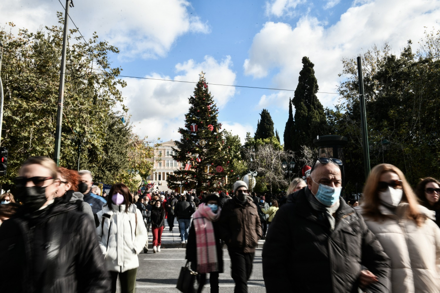 Προειδοποίηση Νίκου Καπραβέλου, «άμεσα να ληφθούν τα μέτρα, η Όμικρον θα φέρει &quot;τσουνάμι&quot; κρουσμάτων»