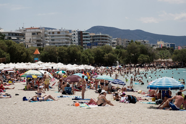 Προσοχή: Σε αυτά τα σημεία απαγορεύεται το κολύμπι - Αναλυτικά η λίστα