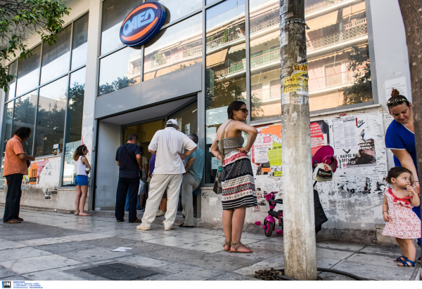 Με πόσα ένσημα «ανοίγει» η πόρτα του ΟΑΕΔ για το επίδομα ανεργίας