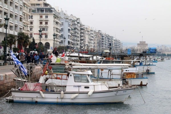 Το πτώμα ενός άνδρα ανασύρθηκε από τον Θερμαϊκό