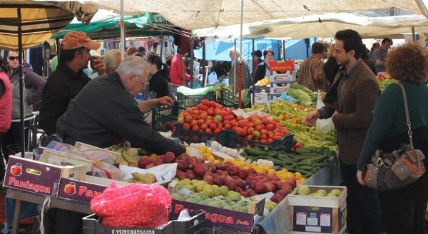 Παράταση για τα δωρεάν κουπόνια σε λαικες αγορές