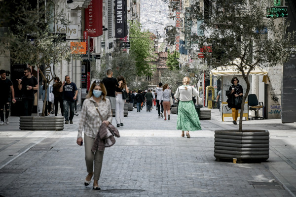 Κορονο-αρμαγεδών στην αγορά εργασίας, χάθηκαν μόνο τον Απρίλιο 103.000 θέσεις