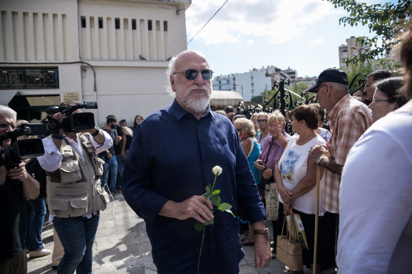 Σαββόπουλος: Οι ελπίδες μου είναι στον Μητσοτάκη, δεν έχει τόσες αυταπάτες και ντύνεται ωραία