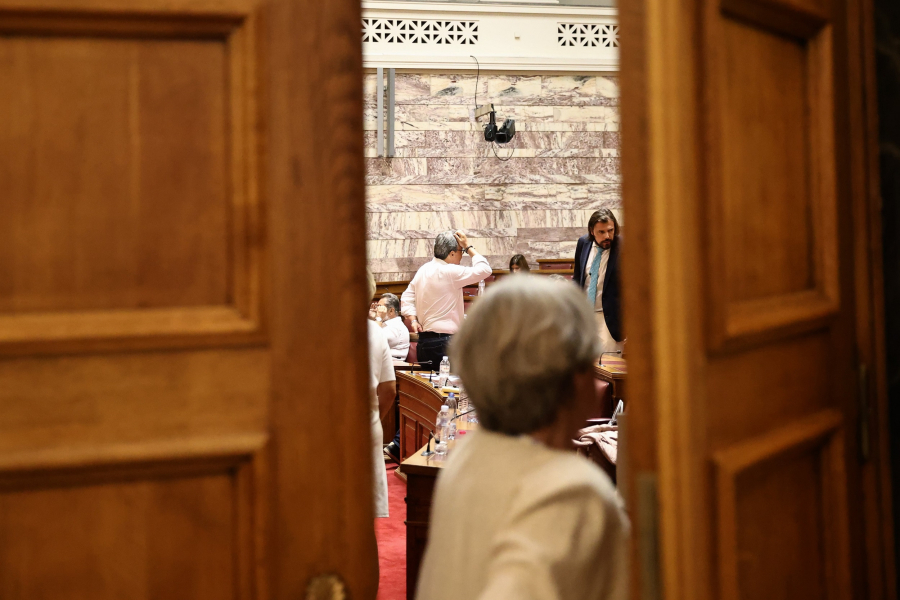 ΣΥΡΙΖΑ: Πώς ψήφισαν οι βουλευτές για την πρόταση Κασσελάκη - Τα «ναι», τα «όχι» και τα «παρών»