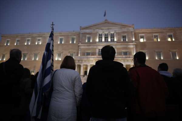  Στο Σύνταγμα την Κυριακή 21 Ιουνίου 2015 τα συνδικάτα