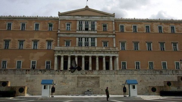 Ενημέρωση Κοτζιά την Πέμπτη στην Επιτροπή της Βουλής για την επίσκεψη Ερντογάν