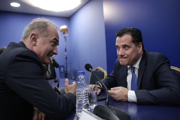 Το μωρό ... ο γαμπρός και ο ...νεκρός