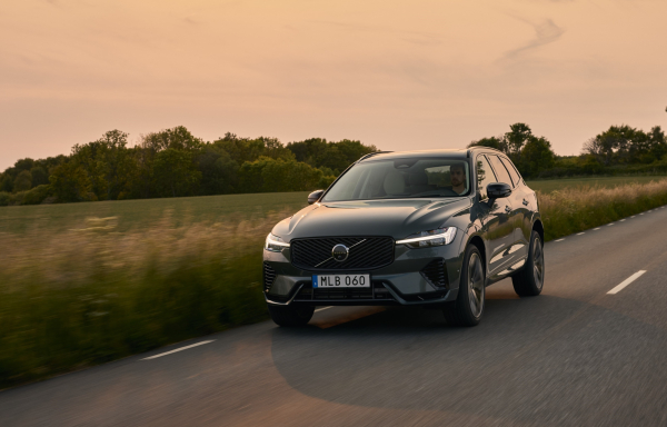 VOLVO: Πρωτιά στην κατηγορία των μεσαίων SUV