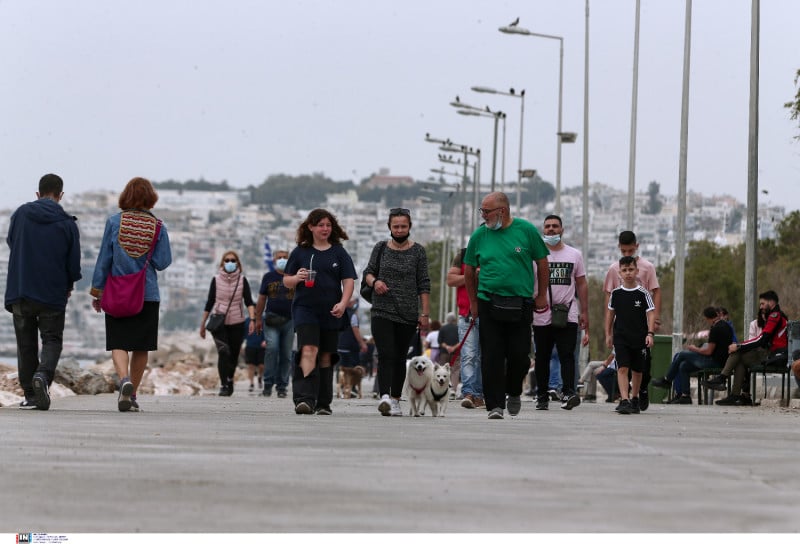 Απαγόρευση κυκλοφορίας: Μια ακόμα ώρα ελεύθερης...ζωής, τι ισχύει για τα sms