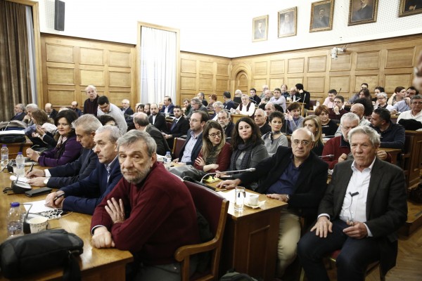 Ψυχιατρική και ψυχολογική αξιολόγηση των αστυνομικών ανά τακτά χρονικά διαστήματα ζητούν 31 βουλευτές του ΣΥΡΙΖΑ