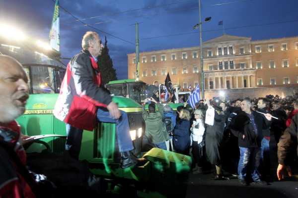 Στο πλευρό των τευτλοπαραγωγών η Πανελλήνια Επιτροπή Μπλόκων 