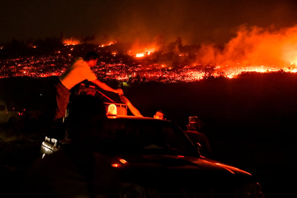 Φωτιά στην Πεντέλη: Υπό έλεγχο τα πύρηνα μέτωπα στην Παλλήνη, λέει ο Δήμαρχος