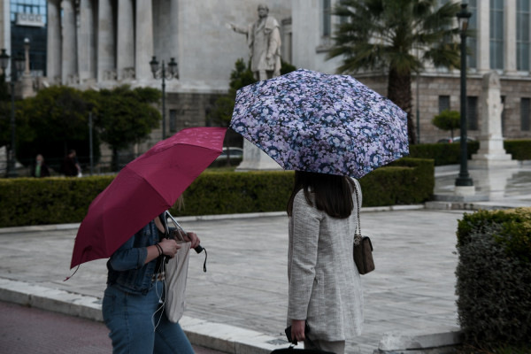 Καιρός σήμερα: Αγριεύει και πάλι - Πού θα έχουμε βροχές και καταιγίδες