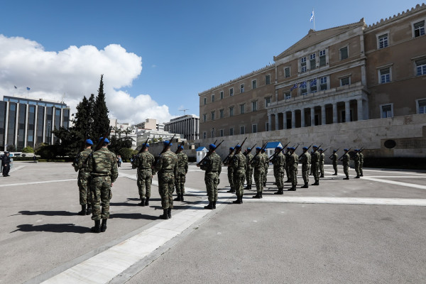 Πώς αμείβεται η εργασία στην αργία της 25ης Μαρτίου