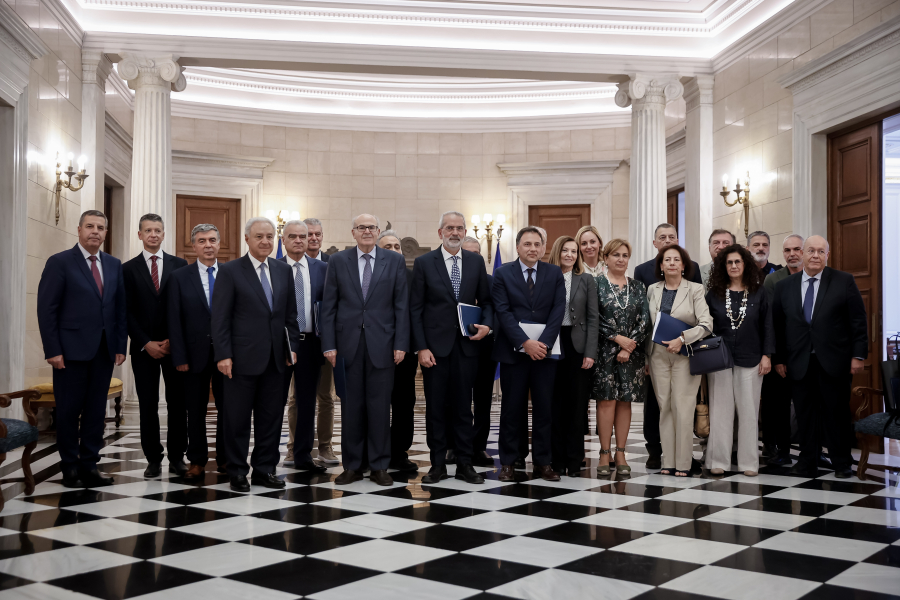 Υπηρεσιακή κυβέρνηση: Τι ειπώθηκε και τι αποφασίστηκε στο υπουργικό συμβούλιο