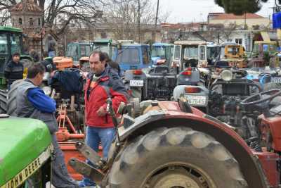 Ανοιχτά «προς το παρόν» τα τελωνεία Προμαχώνα και Εξοχής