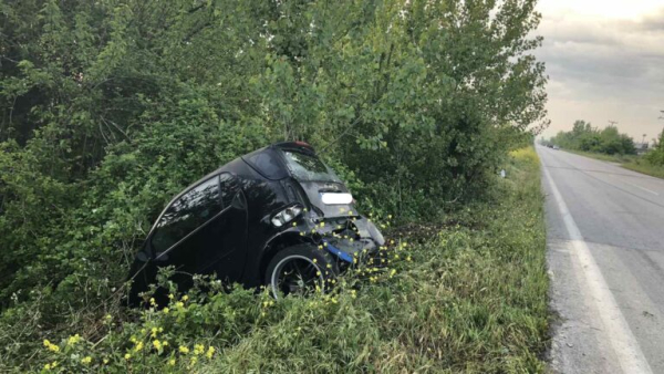 Ηλικιωμένος στη Λάρισα βρέθηκε νεκρός σε χαντάκι μέσα στο αμάξι του