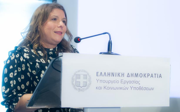 Μαρία Συρεγγέλα: «Σε αυτόν τον αγώνα είμαστε μαζί με τις γυναίκες του Ιράν»