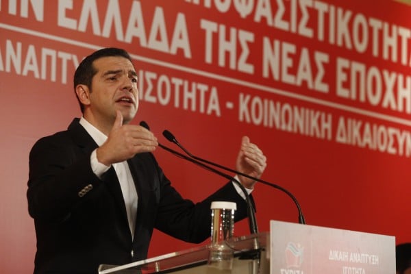 &quot;Μου έκοψες την σύνταξη&quot; - Τι να σου κάνω μωρέ - οι απίστευτοι διάλογοι του Τσίπρα στην Λήμνο ( βίντεο)