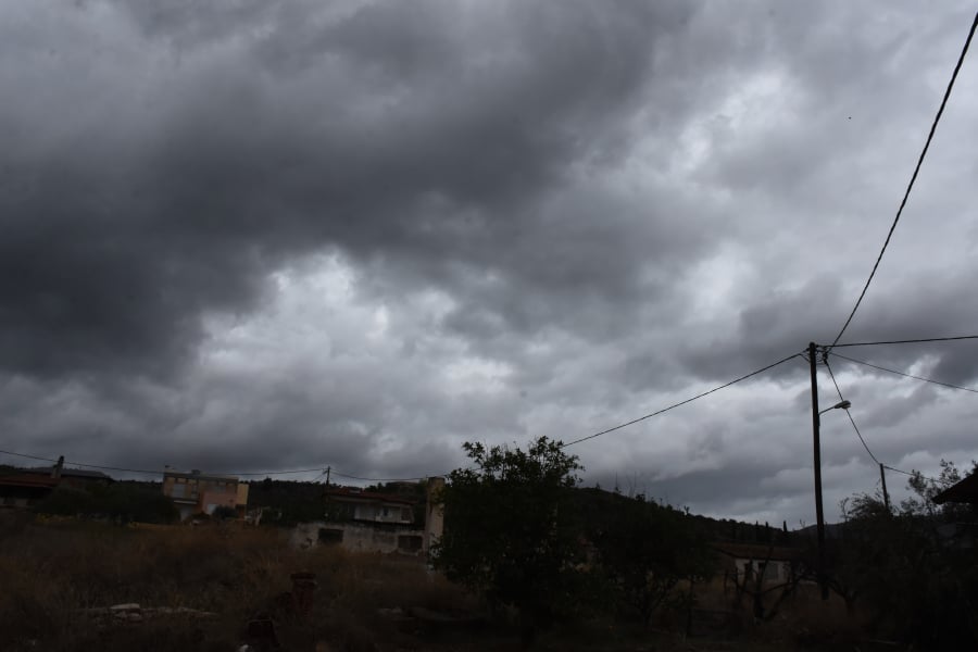 Καιρός-Meteo: Συννεφιά και βροχές την Τρίτη 16/11 - Που θα πέσουν χιόνια