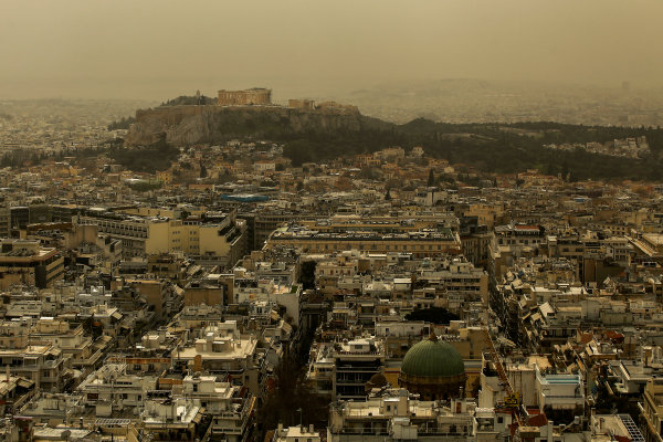 Καιρός: Αφύσικη ζέστη και 30άρια τις επόμενες μέρες