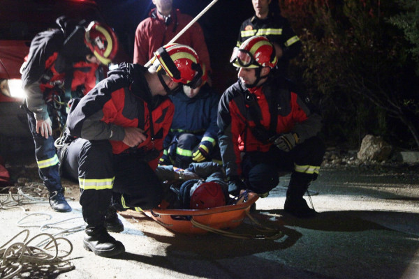 Αγωνία για την 81χρονη στην Κέρκυρα- Σε εξέλιξη οι έρευνες για τον εντοπισμό της