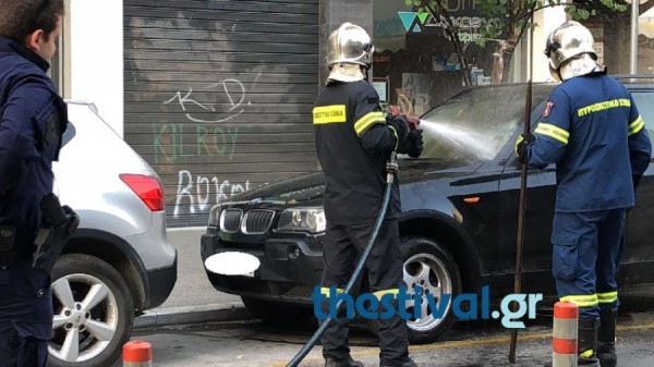 Θεσσαλονίκη: Εμπρησμός σε Ι.Χ. τα ξημερώματα. Φθορές σε άλλα δύο