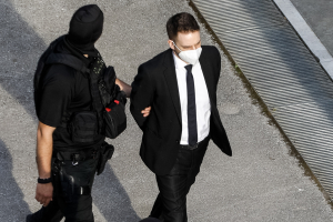 «Τον μισώ» - Όσα είπε ο πατέρας της Κάρολαιν για τον Μπάμπη Αναγνωστόπουλο