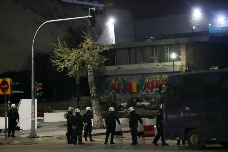 ΑΠΘ: Απέτυχε η απόπειρα εκκένωσης της κατάληψης - Πρόστιμα στους προσαχθέντες, μία σύλληψη