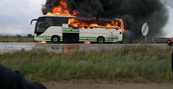 Κεραυνός χτύπησε λεωφορείο του ΚΤΕΛ Έβρου στην Αλεξανδρούπολη (video + pics)