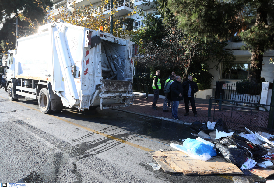 Δικαίωση για την 48χρονη υπάλληλο της Καθαριότητας που παρασύρθηκε από απορριμματοφόρο